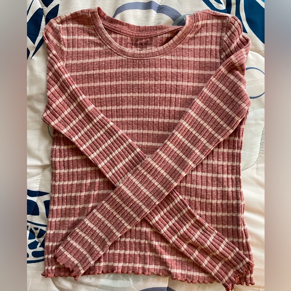 American Eagle Long Sleeve
